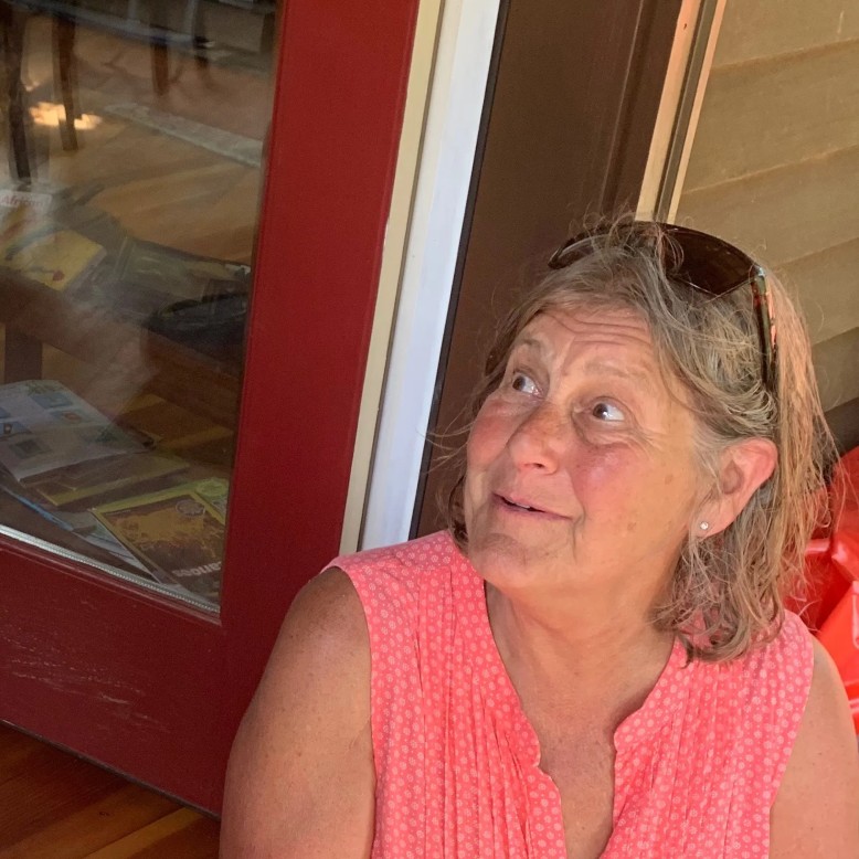 Headshot of Beth Kiendl